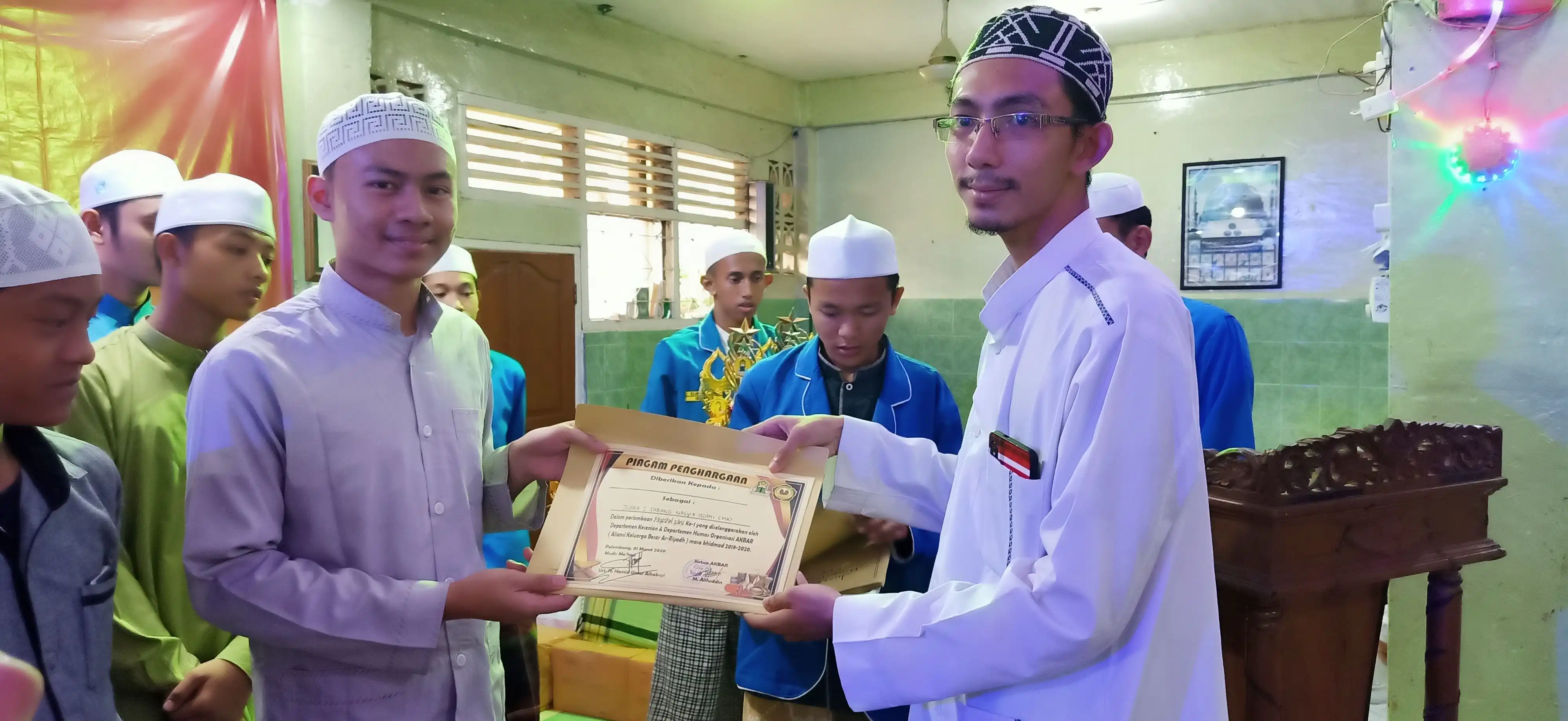 Pembagian Hadiah 34